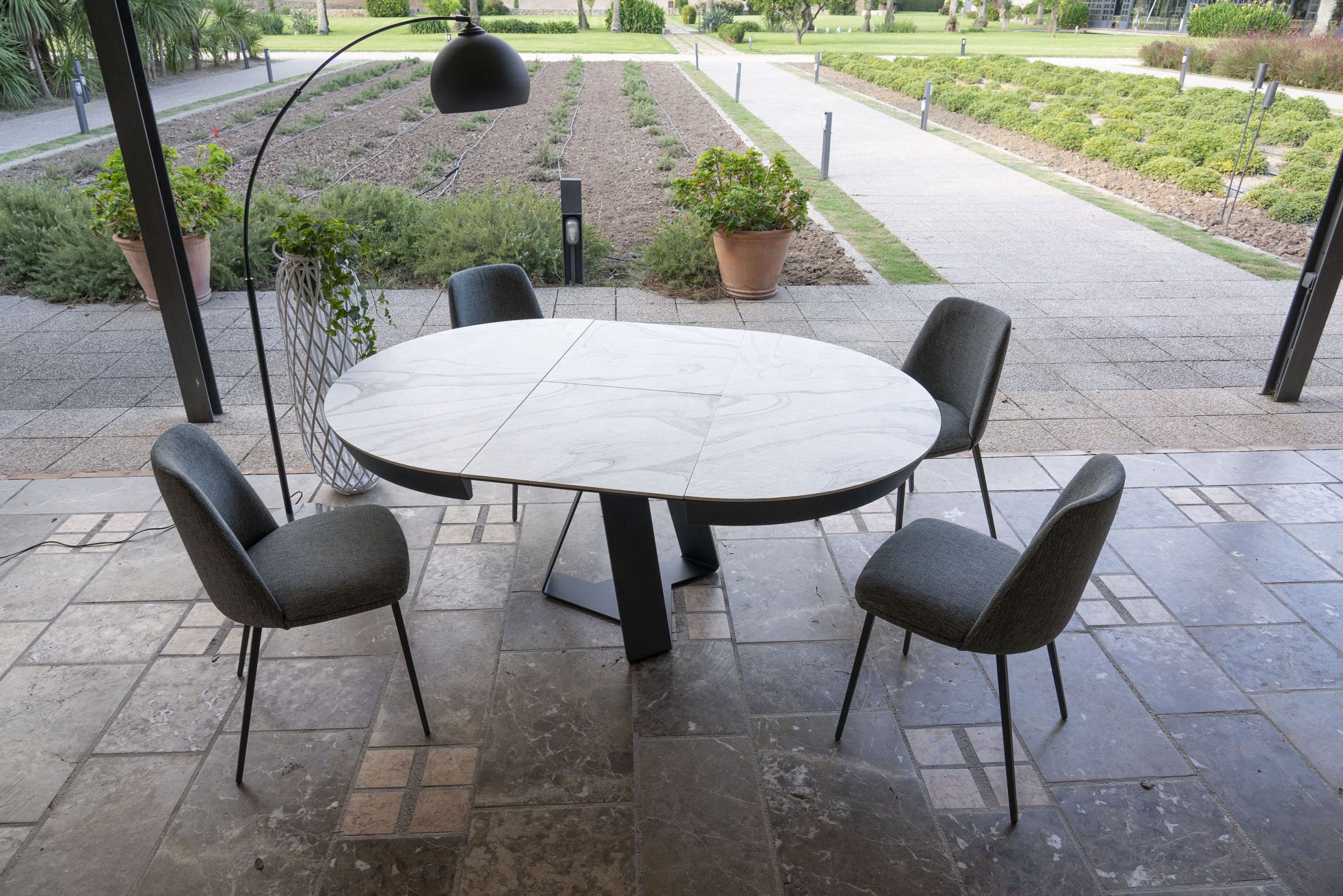 Mesa comedor Carcassonne Round Pure designs - Imagen 2